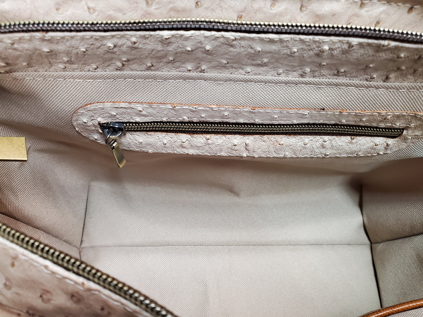 Rudeneja - Vegan Ostrich