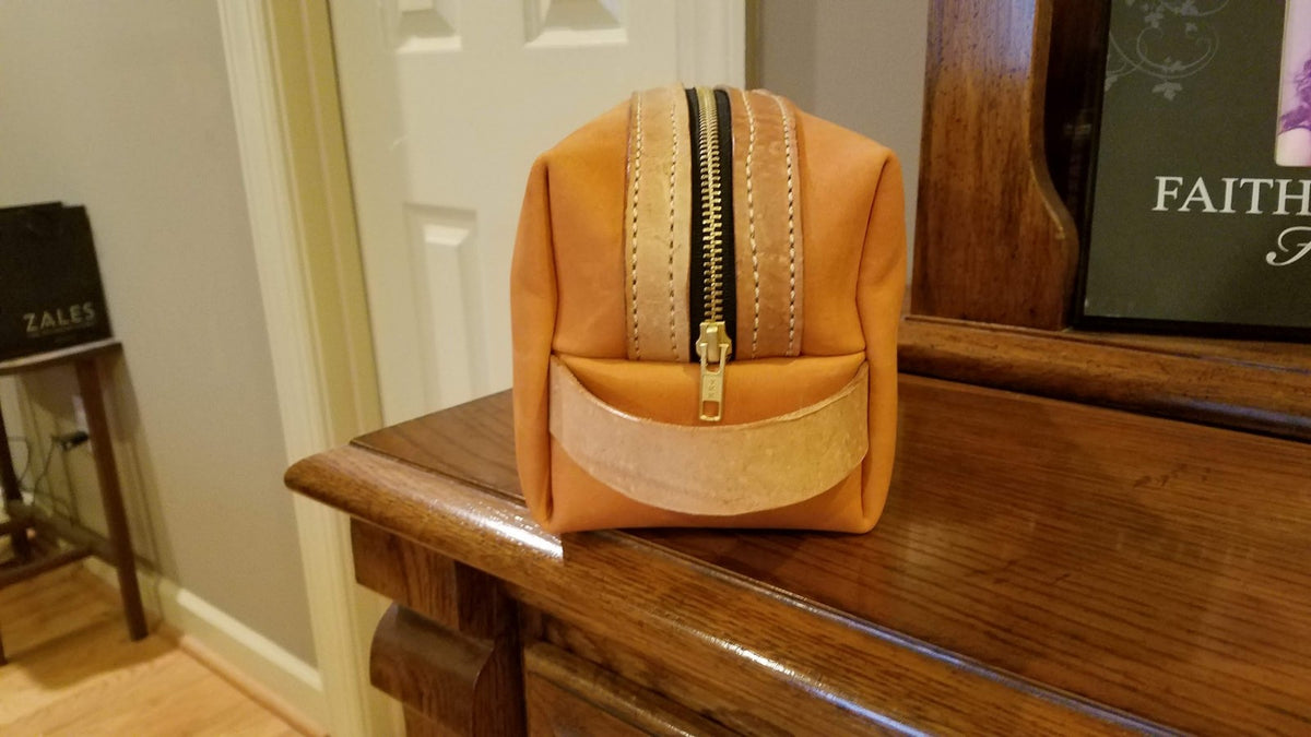 Travel Bag with Auburn Theme