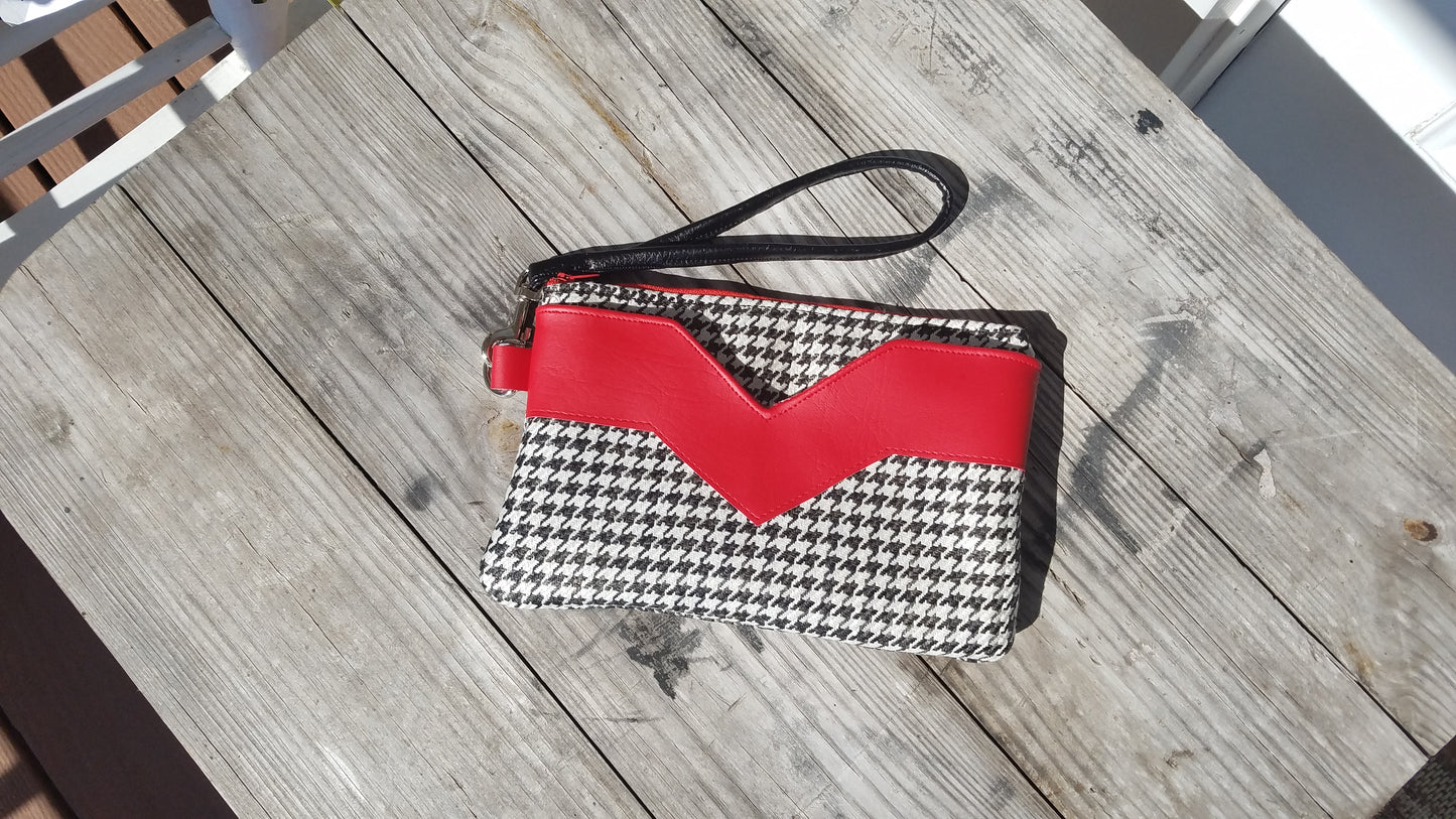 Houndstooth Wristlet with Red Accents